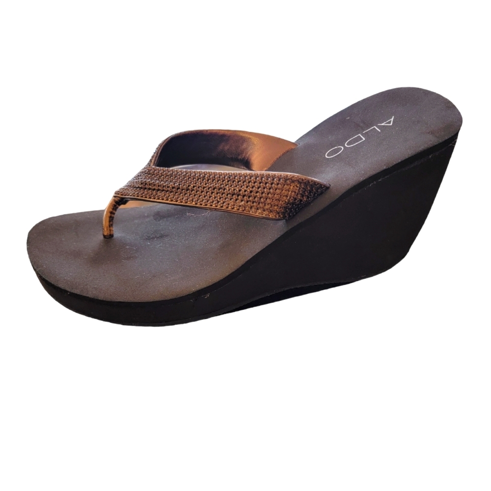 ALDO Chocolate & Gold Wedge Sandal